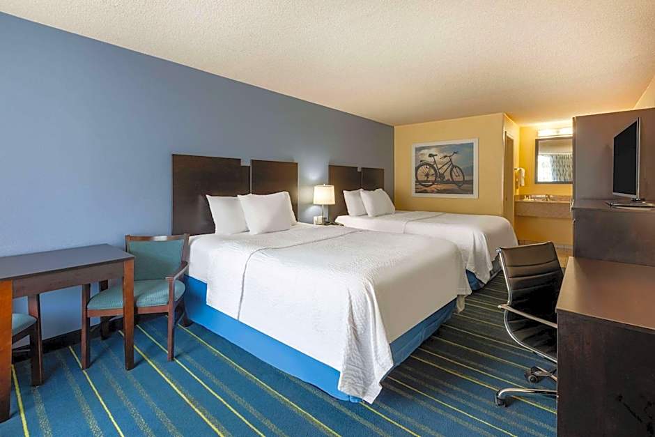 Days Inn by Wyndham Charles Town/Harpers Ferry