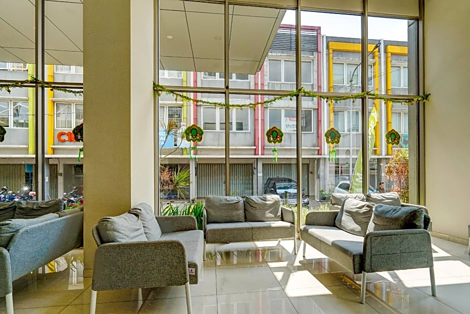 OYO Life 92548 M-square Apartment By Lins Pro