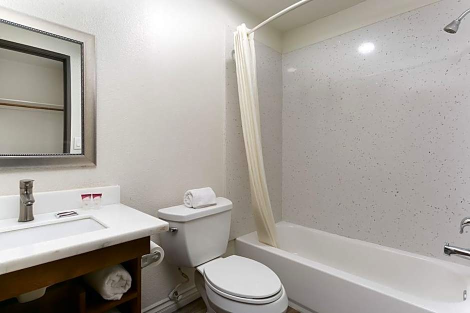 Americas Best Value Inn Stockton E at Hwy 99