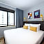 Staycity Aparthotels Paris La Defense