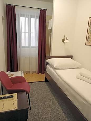 Single Room with Private Bathroom