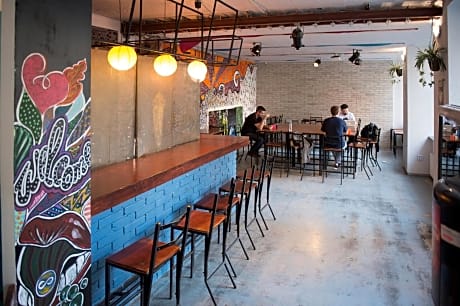 Bed in 6-Bed Mixed Dormitory Room