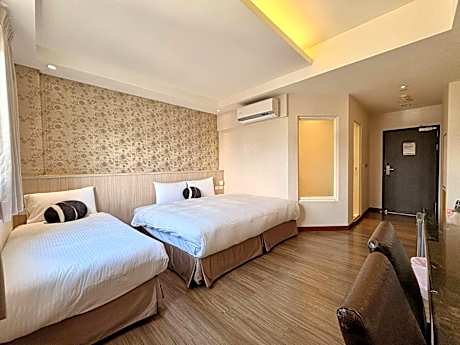 Triple Suite for 3 People