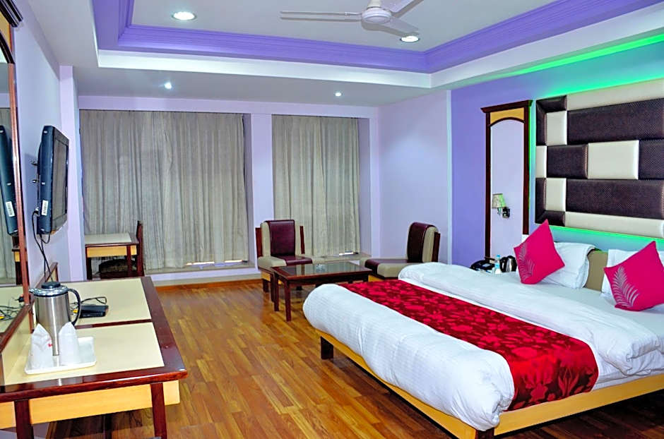 HOTEL HEERALAL