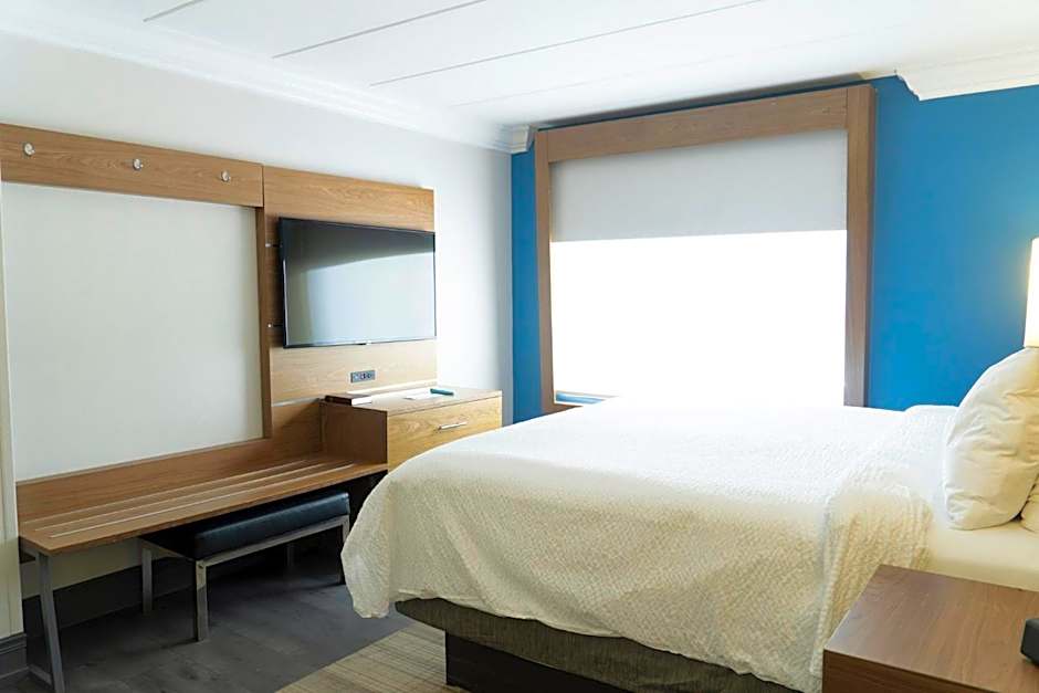 Holiday Inn Express Columbia NE - Fort Jackson by IHG