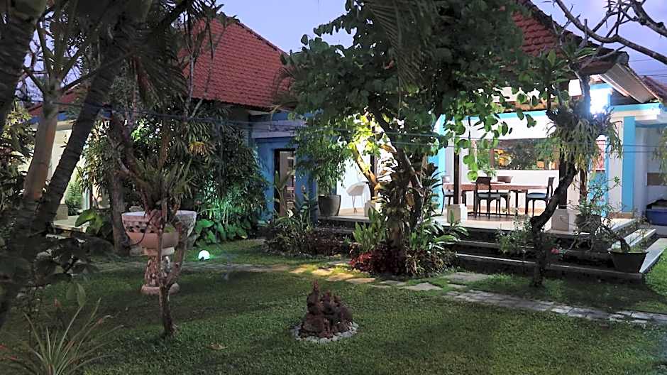 Villa Shantitara Bungalows