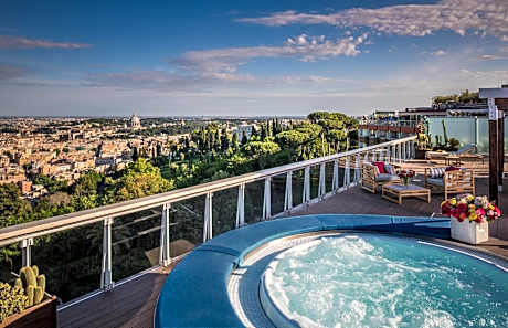 Penthouse Suite
