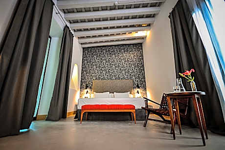 Deluxe Room King Bed