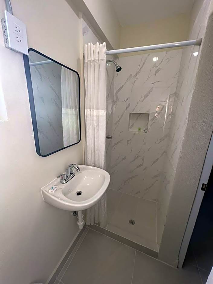 HOTEL VILLAGRAN – Tijuana, BC