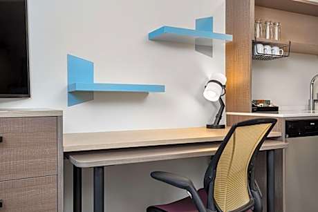 King Studio Suite with Roll-in Shower - Mobility Access