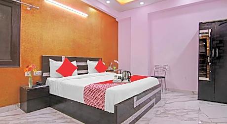 Super Hotel O Rishabh Inn