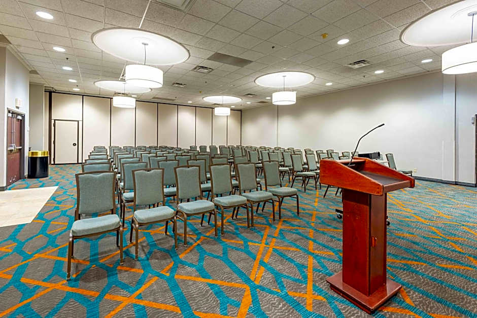 Pear Tree Inn St. Louis Near Union Station