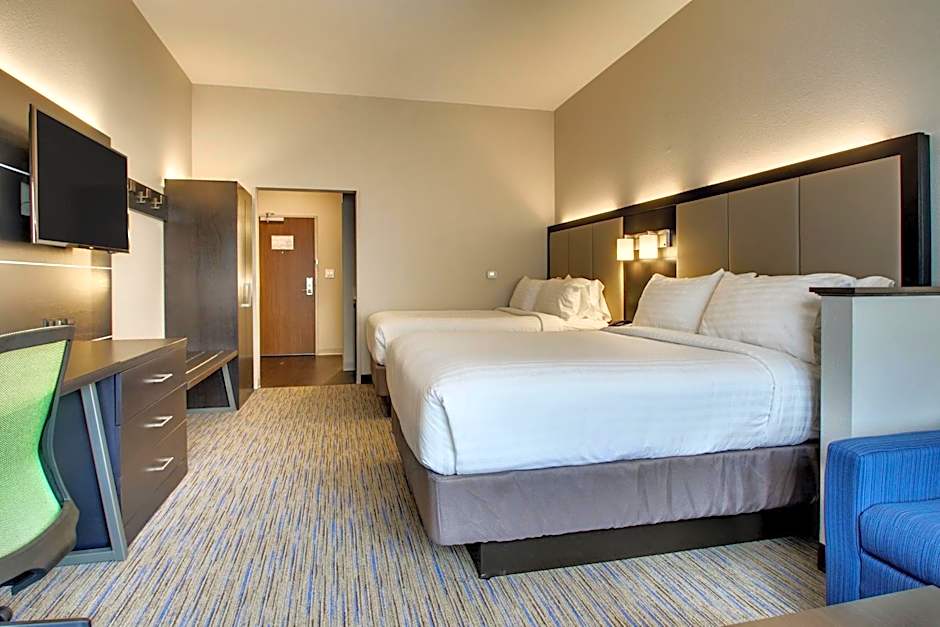 Holiday Inn Express & Suites Charleston NE Mt Pleasant US17 By IHG