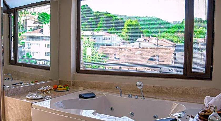 Black Bird Thermal Hotel & SPA