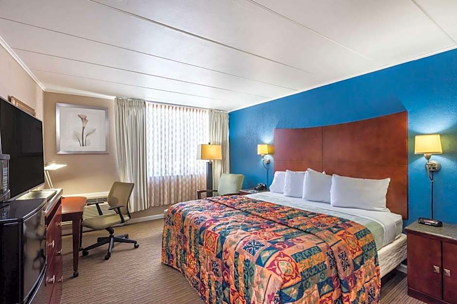 Travelodge by Wyndham Aberdeen