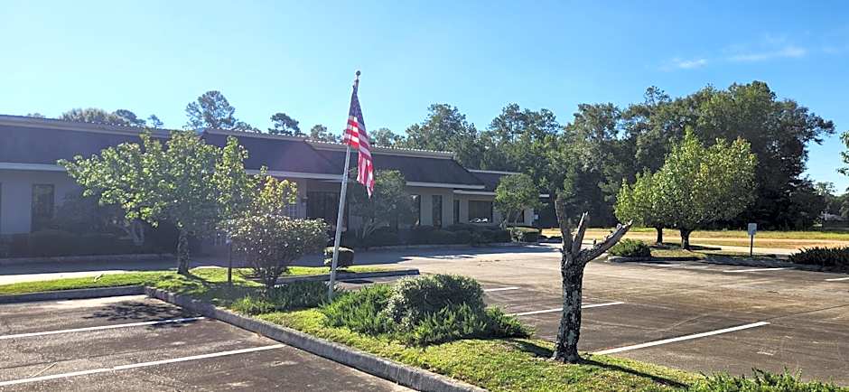 Travelers Rest Motel