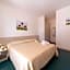 Hotel Marina 2
