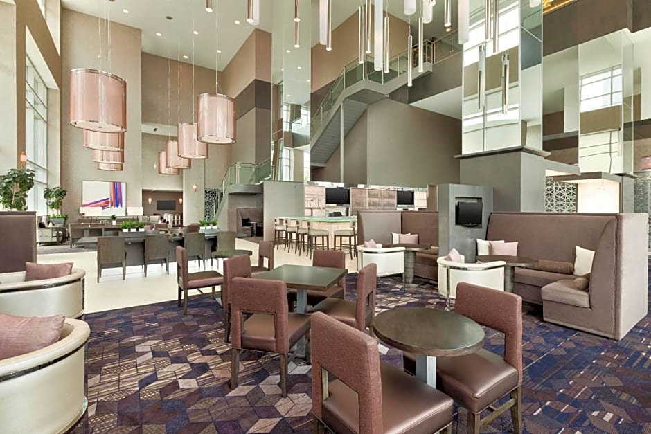 Embassy Suites by Hilton Charlotte Uptown