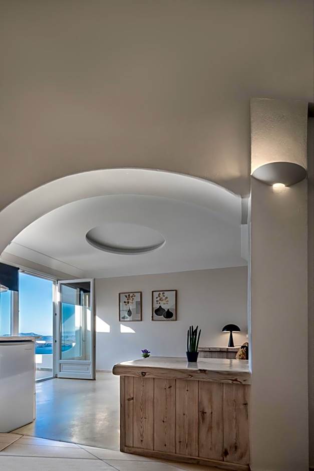 Athermi Suites - Adults Only