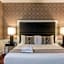 Empire Hotel