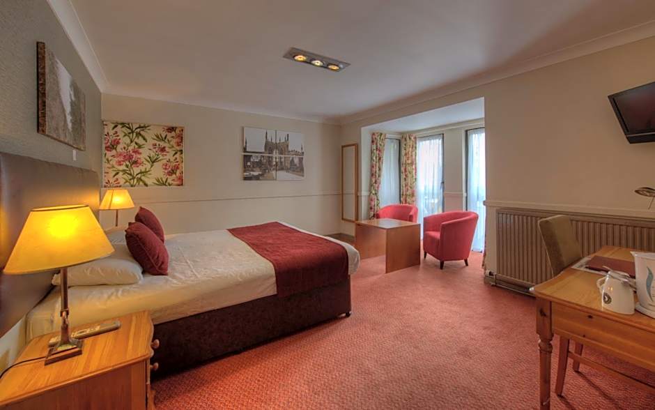 Old Mill by Chef & Brewer Collection