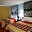 Super 8 by Wyndham Wichita Airport