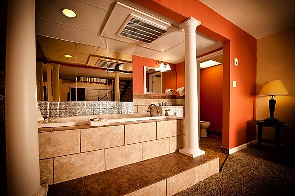 Grand Texan Hotel And Convention Center