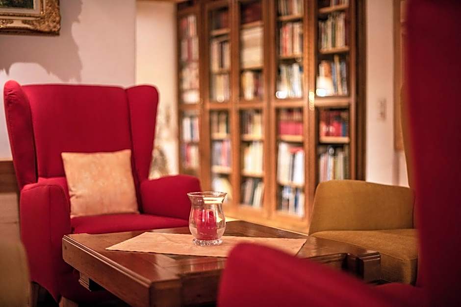 Relais & Châteaux Schlosshotel Chastè - Scuol Tarasp