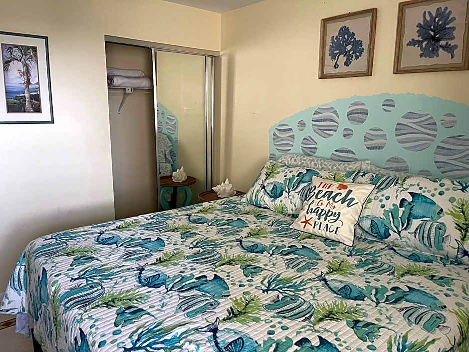 Oceanfront Condo on the Beach