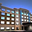 Holiday Inn Express & Suites Elizabethtown North By IHG