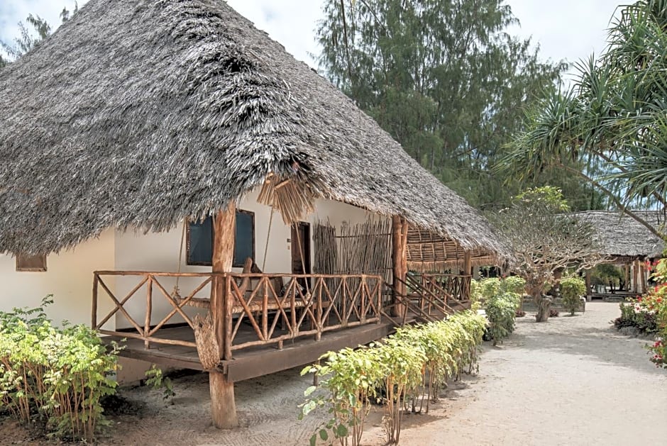 Hakuna Majiwe Beach Lodge Zanzibar