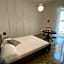 Rooms in San Domenico Maggiore 3