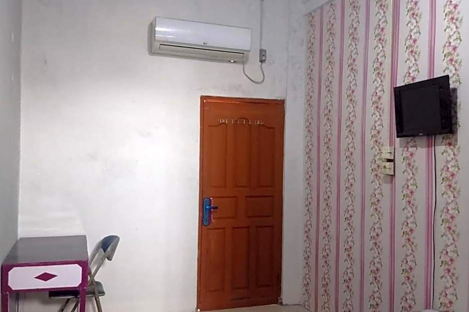 Hotel O Andesta Guest House SyariahNearAgrowisata Sungai Pinang Agro Nadin