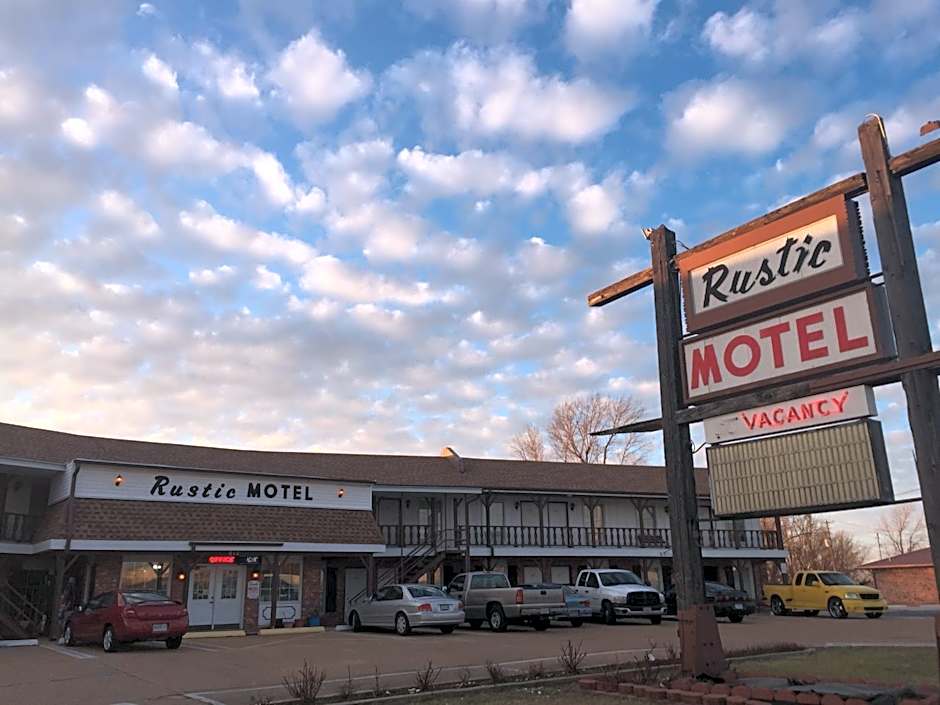 Rustic Motel Rolla