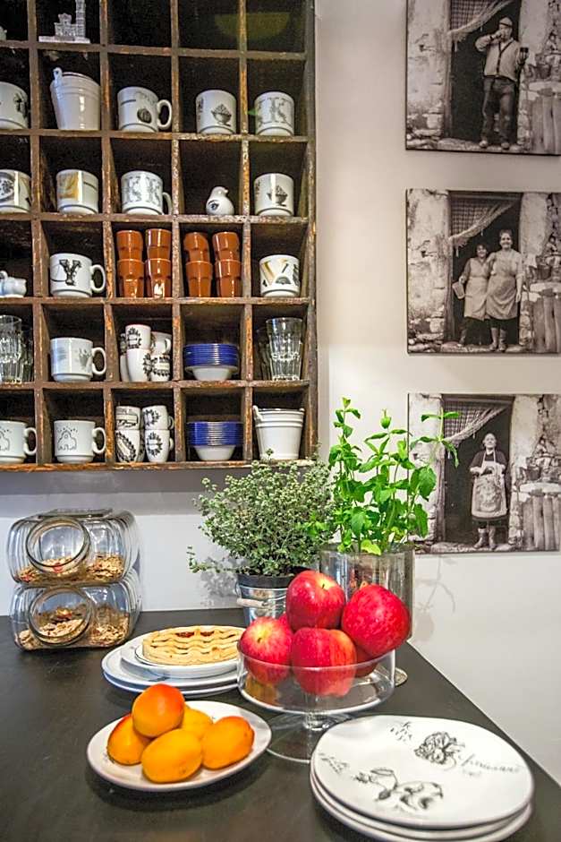 Soprarno Suites
