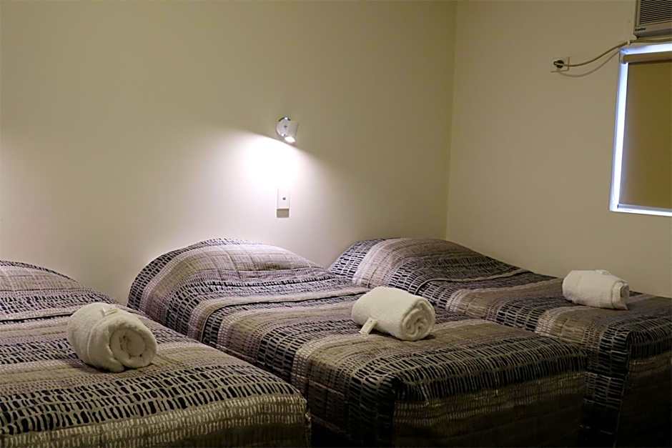 Arena Hotel (formerly Sleep Express Motel)