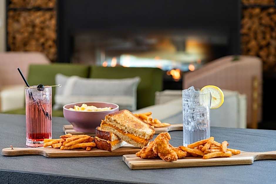 The Inelle, Oakhurst Yosemite, a Tribute Portfolio Hotel