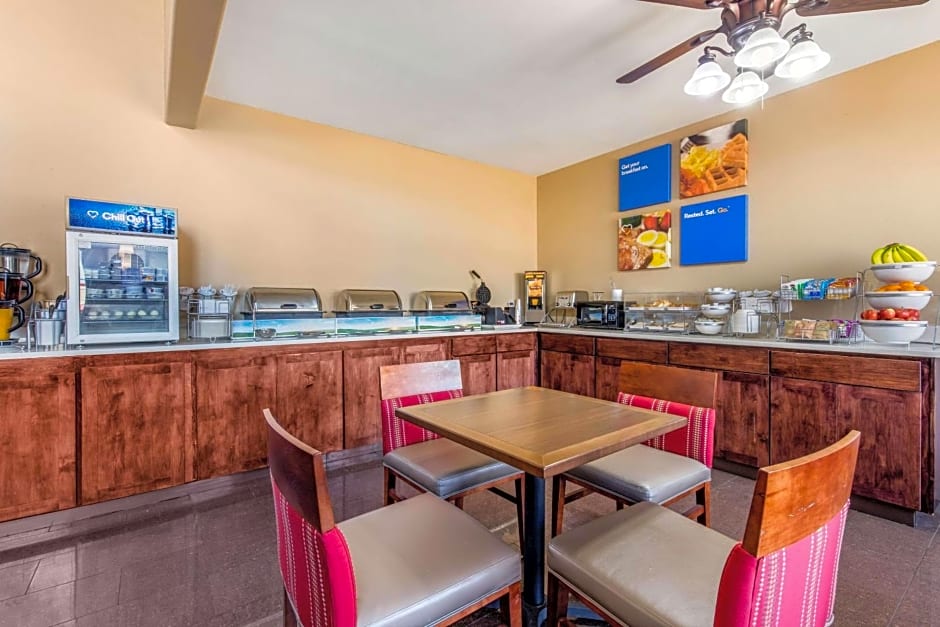 Comfort Inn & Suites Mccomb