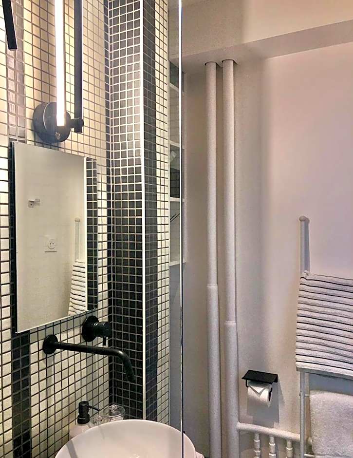 Studio confort et design Etoile-Neuilly-La Défense
