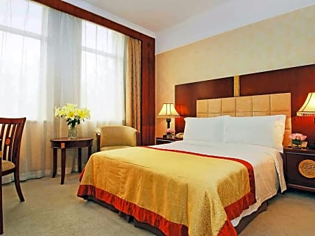 SUPERIOR, KING BED