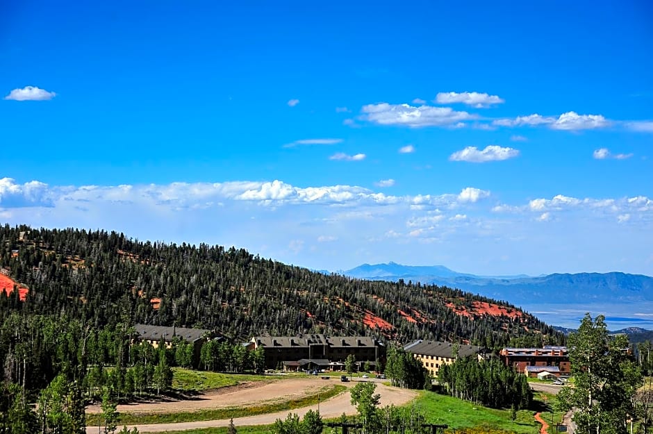 Cedar Breaks Lodge And Spa