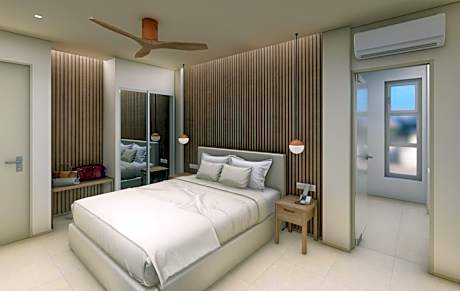 Deluxe Suite with Spa Bath