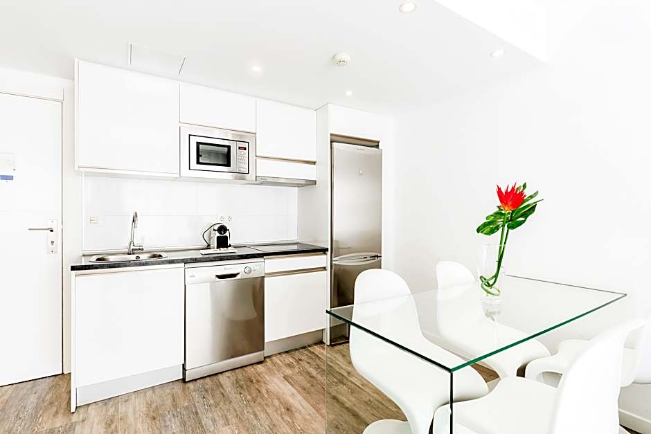 Photo 1 of 16 of Junsior suite L 1 adult + 3 children