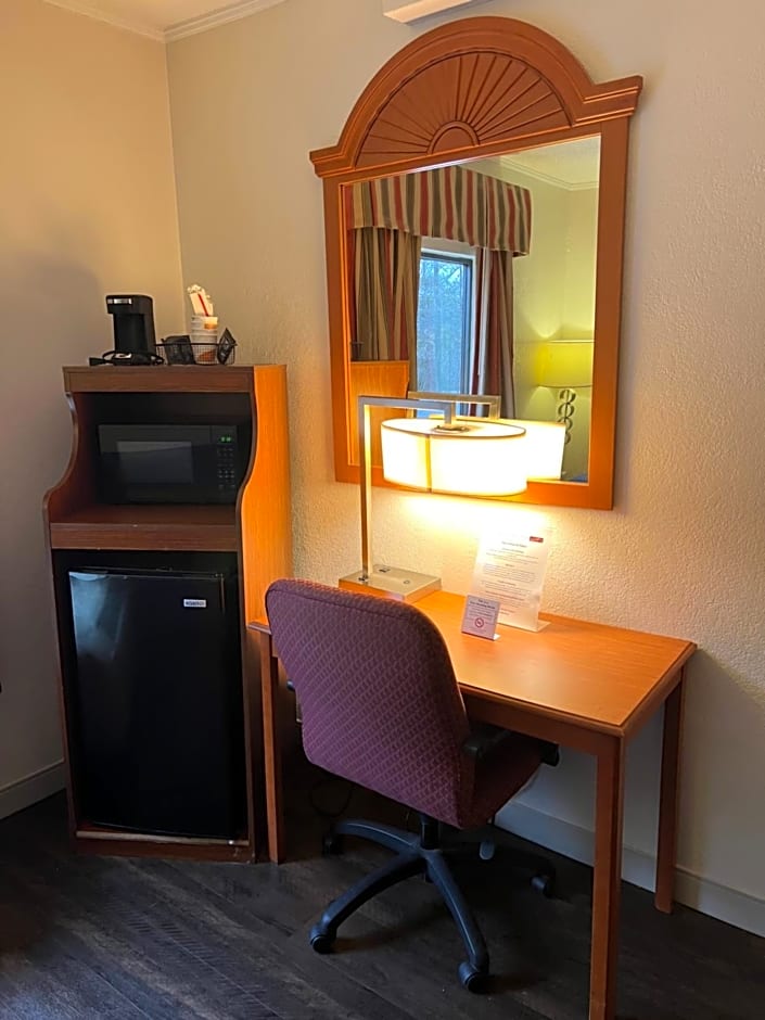 Quality Suites Altavista – Lynchburg South