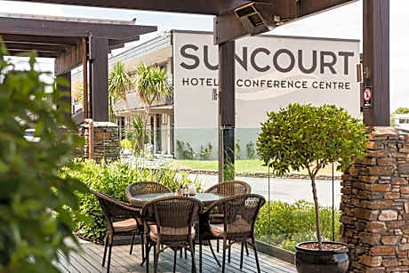 Suncourt Hotel & Conference Centre