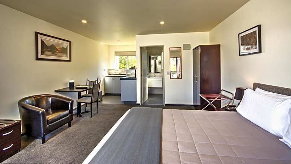 Alexis Motel & Apartments