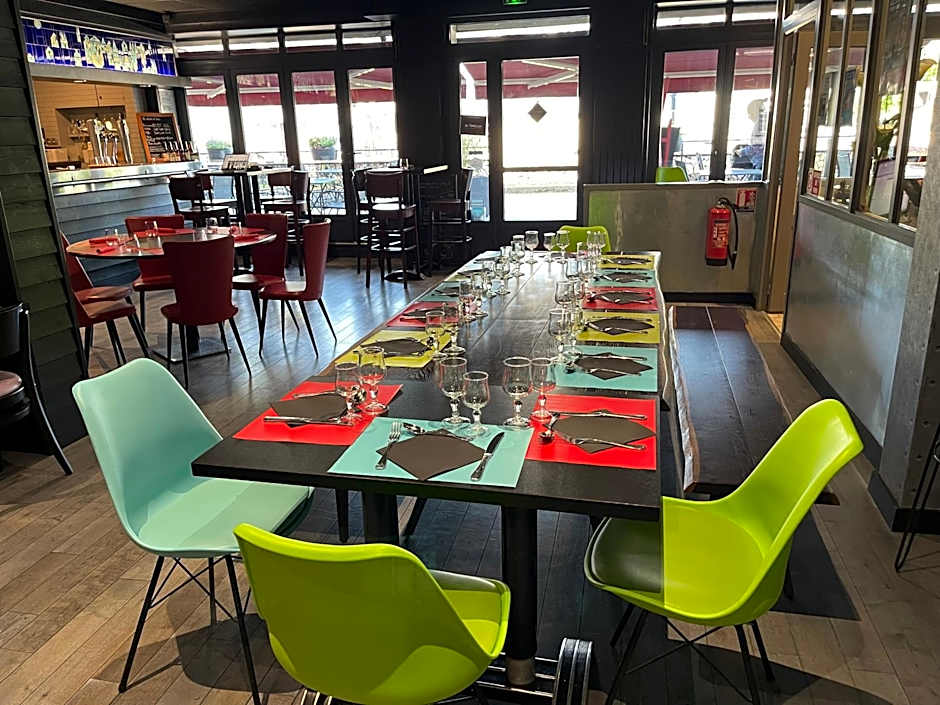 Le Relais De La Place