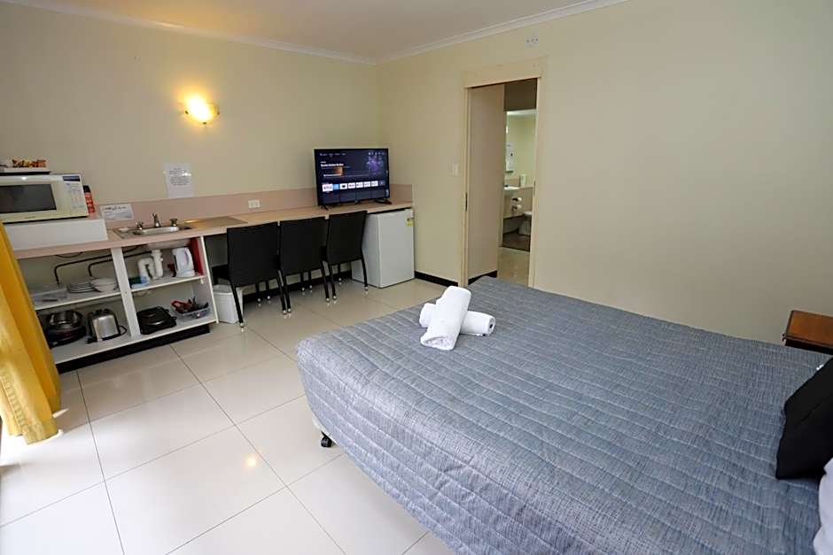 Miners Lodge Motor Inn