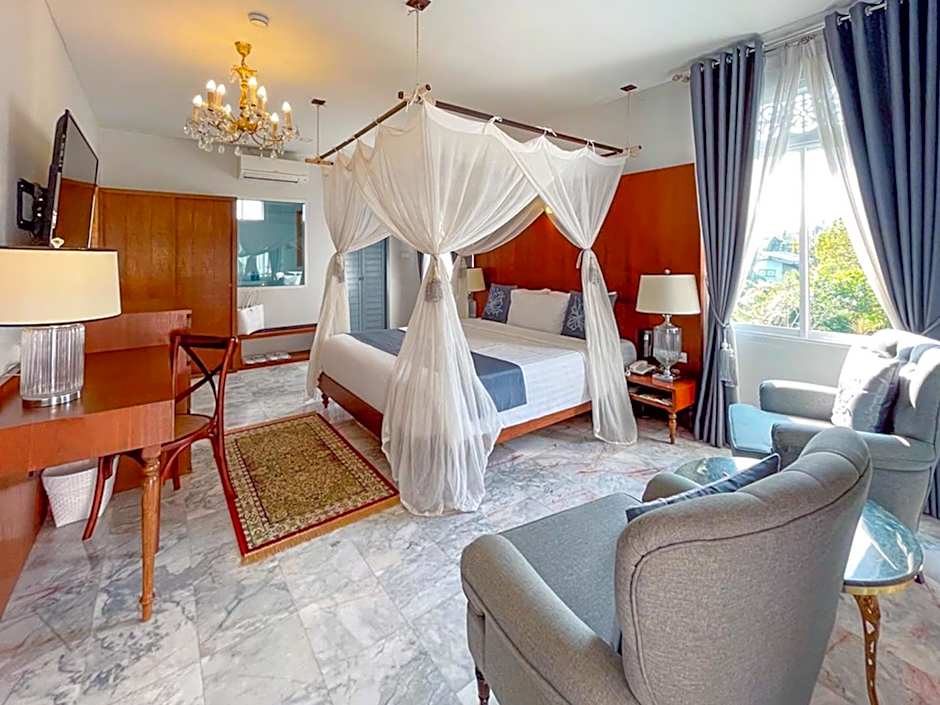 Villa Amphawa