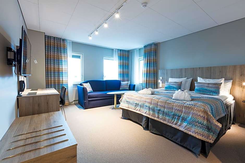 Photo 1 of 6 of Business Multiple Beds